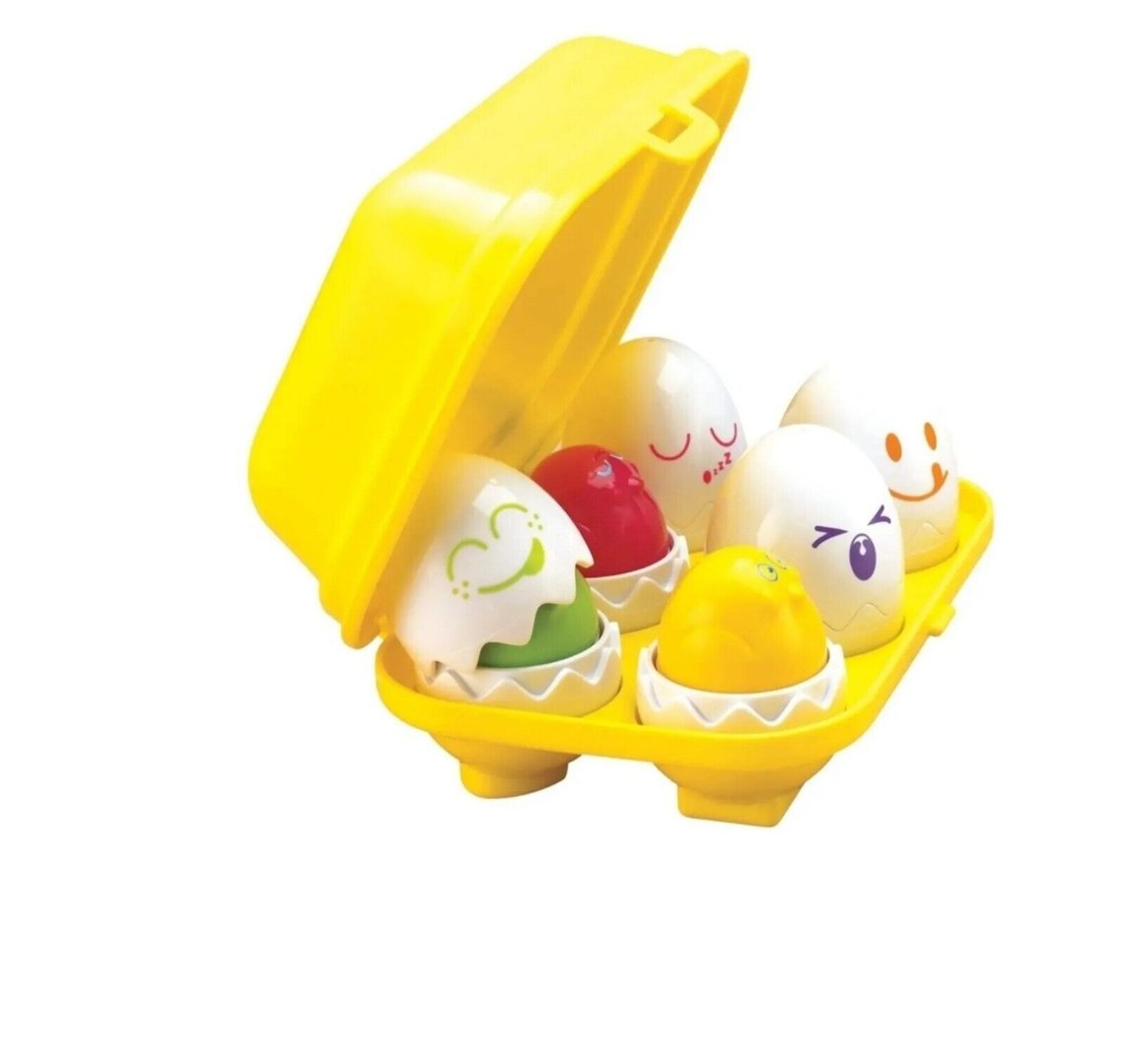 Toomies Hide and Squeak Shape Sorting Eggs by Tomy 6m+
