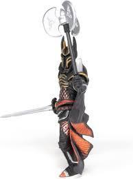Knight with a Triple Battle Axe Figure 38959 by Papo 3+