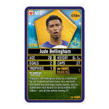 Top Trumps World Football Stars - The Top 200 5+