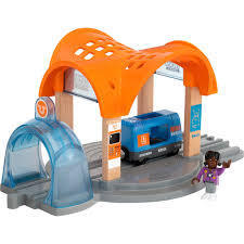 Smart Tech Sound Action Tunnel Station 33973 3+