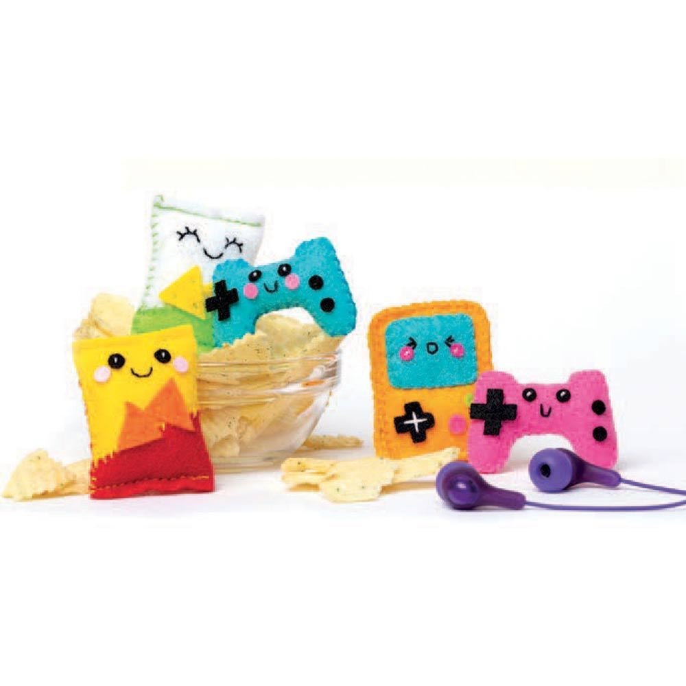 Sew Mini Cute Things Creative Set by Klutz Books 10+ Creative