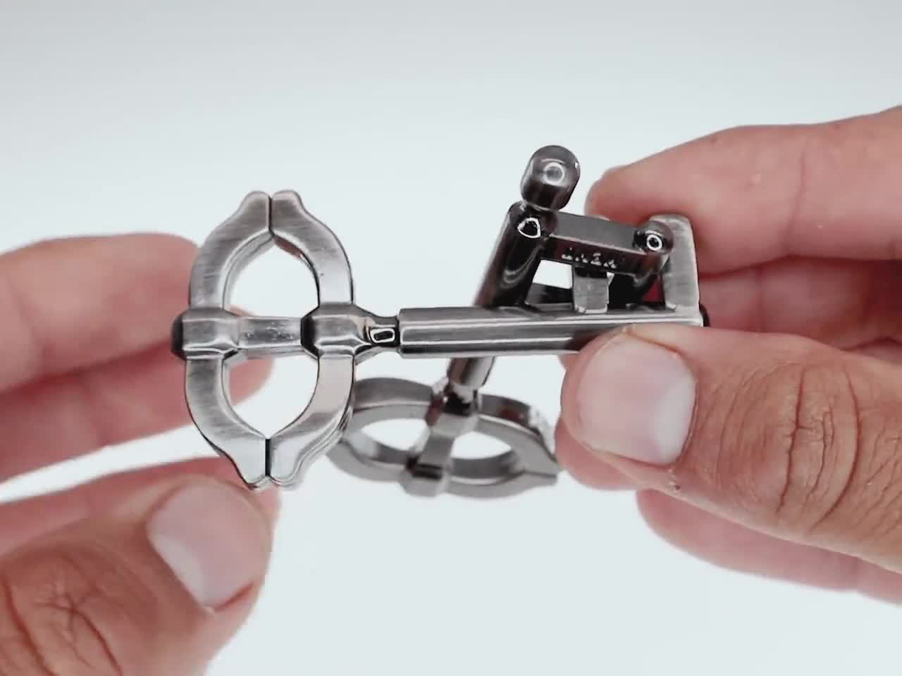 Huzzle Cast Key 2 Metal Puzzle Level 2 Brain Challenge 8+