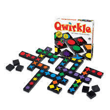 Qwirkle Mix, Matching, Score and Win - Game by MindWare 6+