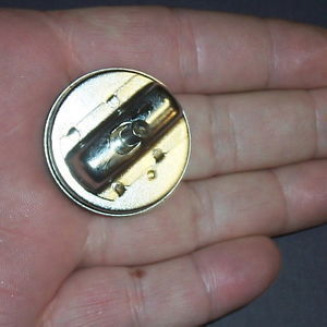 Joke Hand Buzzer Shock Ring - Wind it up and shake hands