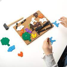 Farm Pin-a-Shape Board by Bigjigs 3+