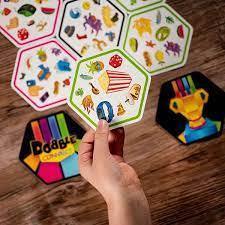 Dobble Connect Family Card Game 8+