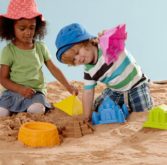 Hape Taj Mahal Sand Mould Toys E4009 18m+