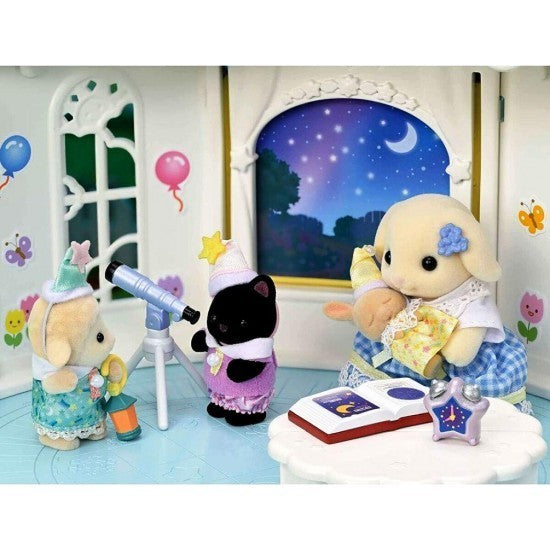 Sylvanian Families Nursery Sleepover Party Trio 3+